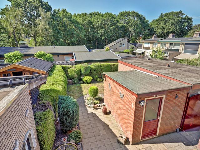 Buurtscheuterlaan 90, Ede