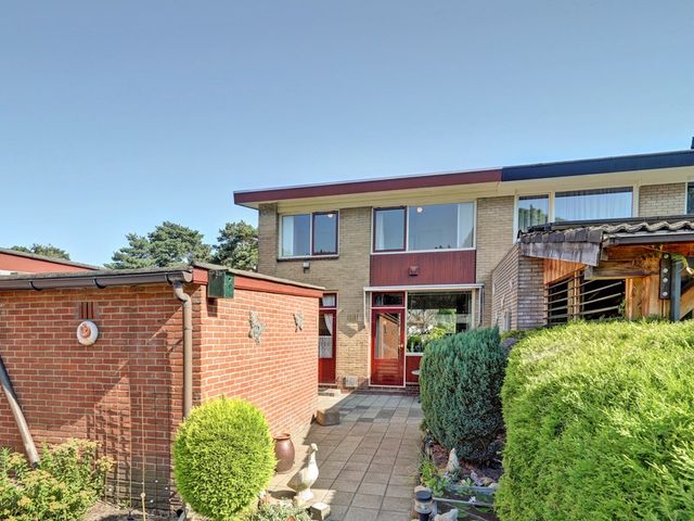 Buurtscheuterlaan 90, Ede