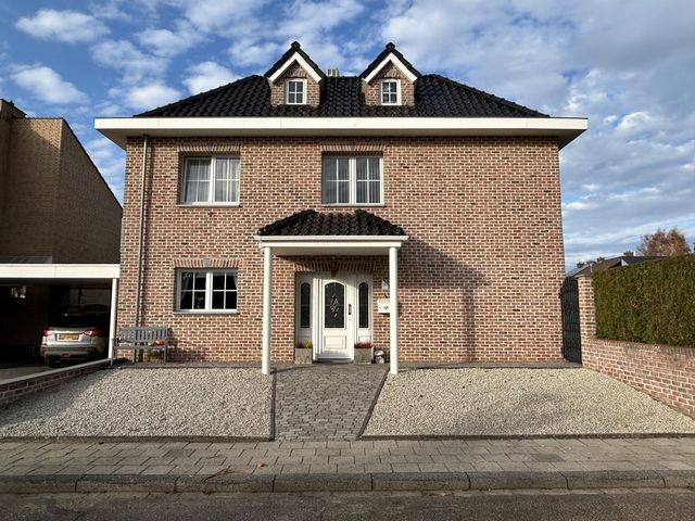 President Kennedystraat 53, Schinveld