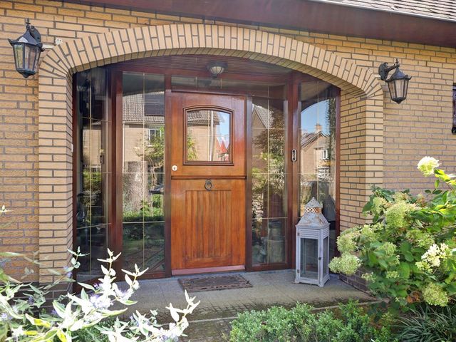 Hertog Janlaan 25, Sprundel