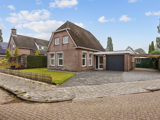 De Akker 6, Opende