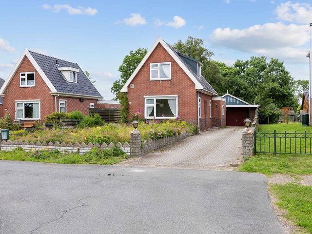 Hoge Tilweg 41, Boerakker