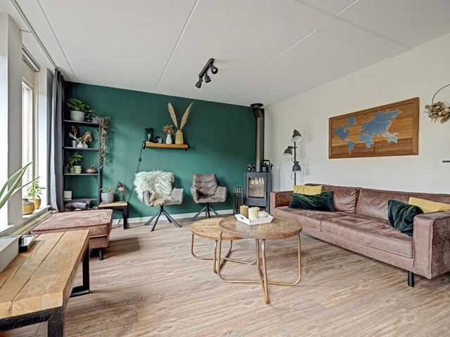 Almereweg 67, Zeewolde