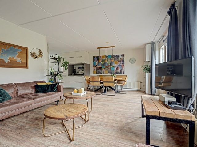 Almereweg 67, Zeewolde