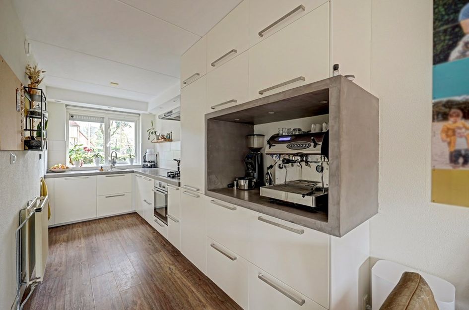 Almereweg 67