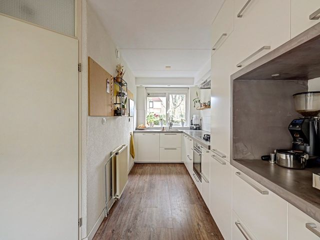 Almereweg 67, Zeewolde