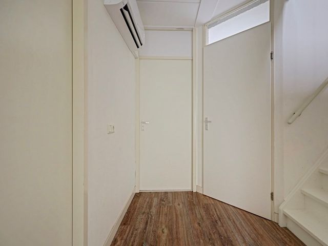Almereweg 67, Zeewolde