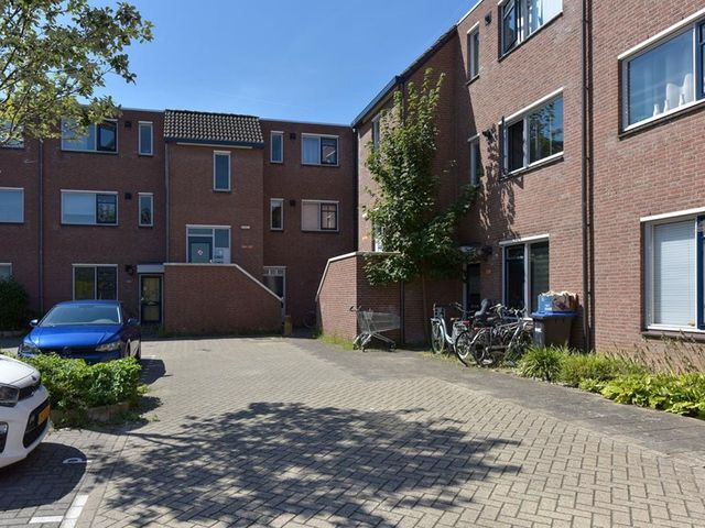 Pearl Buck-erf 179, Dordrecht