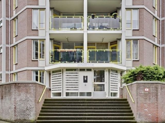Anna Paulownahof , Tilburg