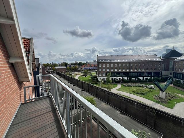 Zwart Janstraat 68B03, Rotterdam