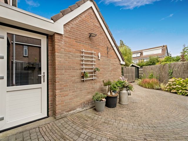 Hoefslag 29, Maasland