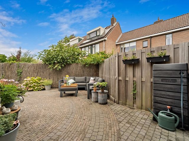 Hoefslag 29, Maasland