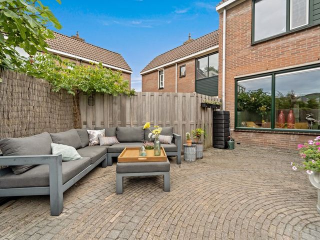Hoefslag 29, Maasland