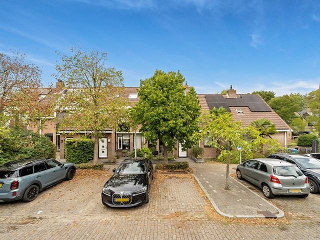 Hoefslag 29, Maasland