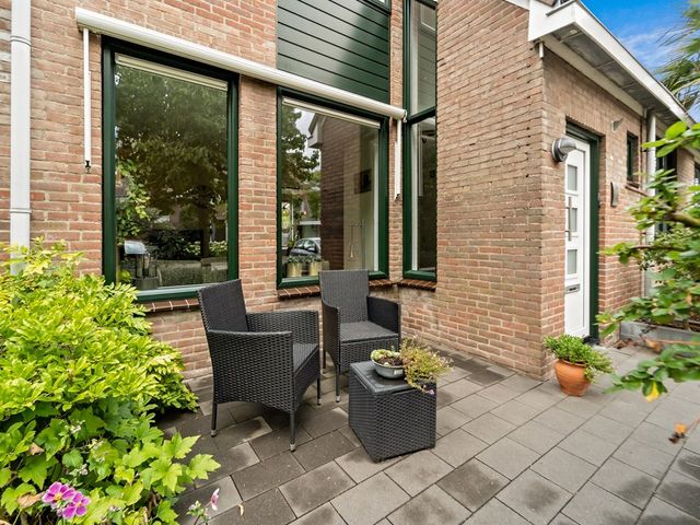 Hoefslag 29, Maasland