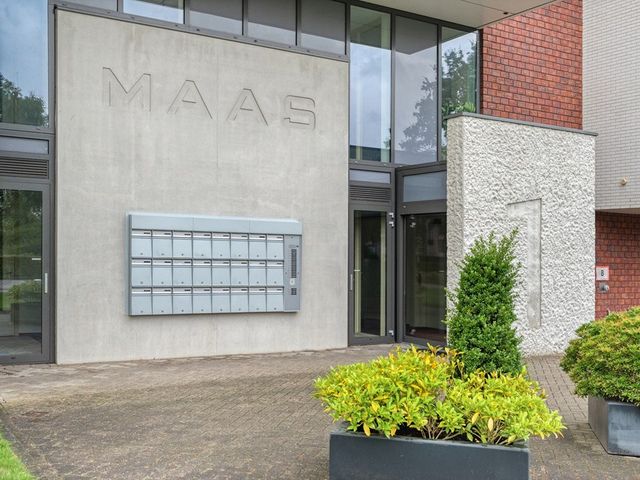 Maas 25, Hoogeveen