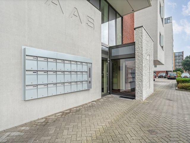 Maas 25, Hoogeveen