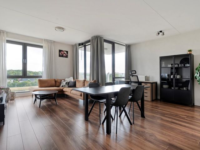 Maas 25, Hoogeveen
