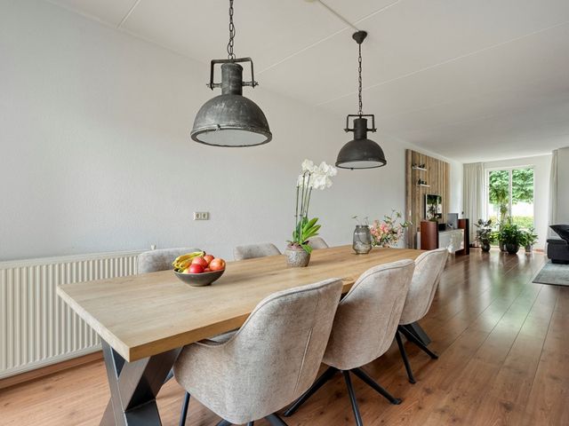 Bieslook 4, Noordscheschut