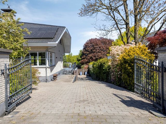 Ribeslaan 12, Rhenen
