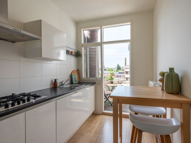 Rozenboomlaan 43, Voorburg