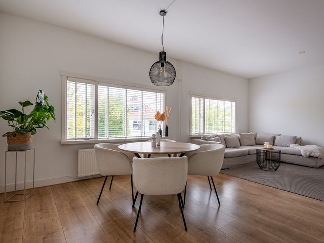 Rozenboomlaan 43, Voorburg