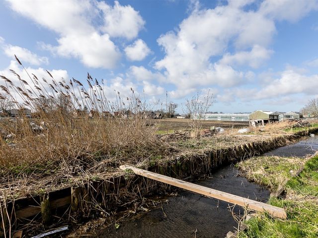 Lijnderdijk 275, Lijnden