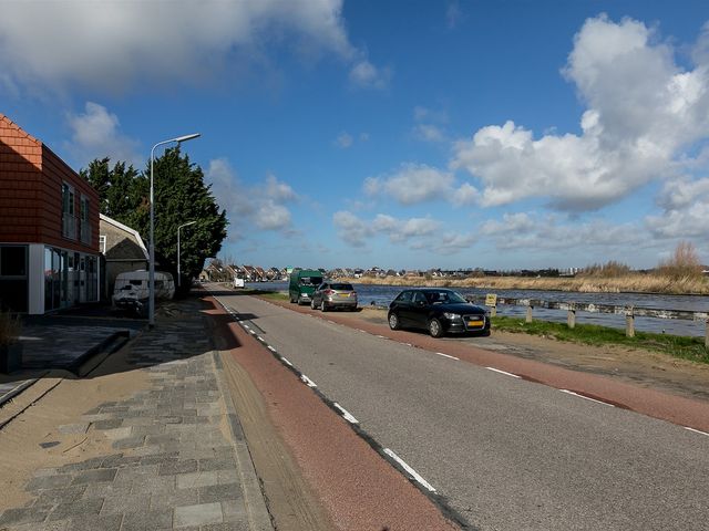 Lijnderdijk 275, Lijnden