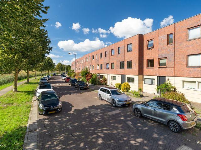 Graskarpersingel 15, 's-Gravenhage