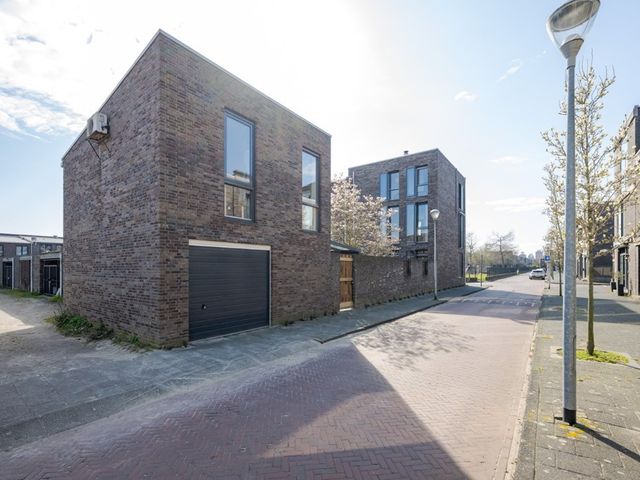 Meerkoetstraat 18, 's-Gravenhage