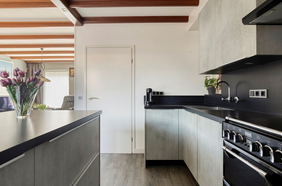 Leeghwaterstraat 20