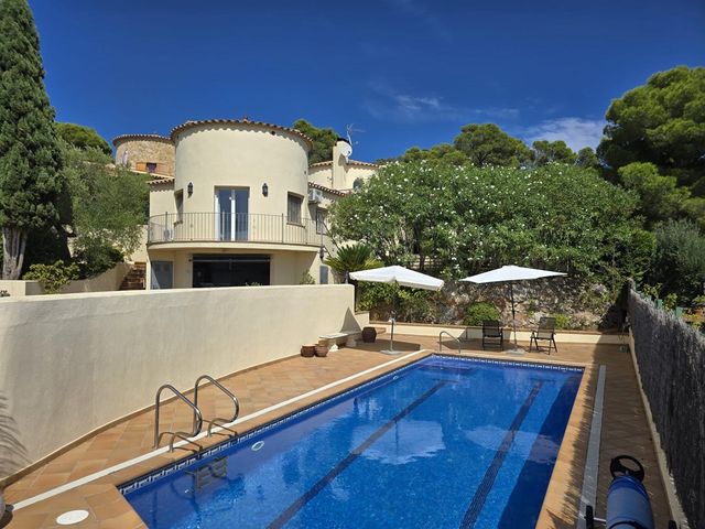 Avinguda Grècia 64, L'Estartit