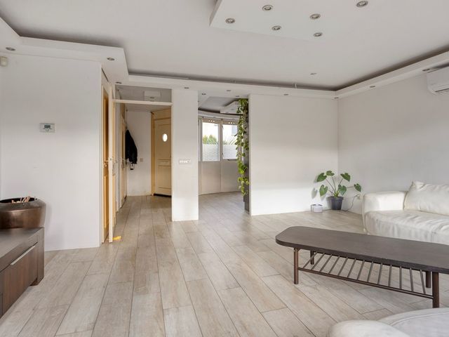 Harriët Freezerstraat 11, Spijkenisse