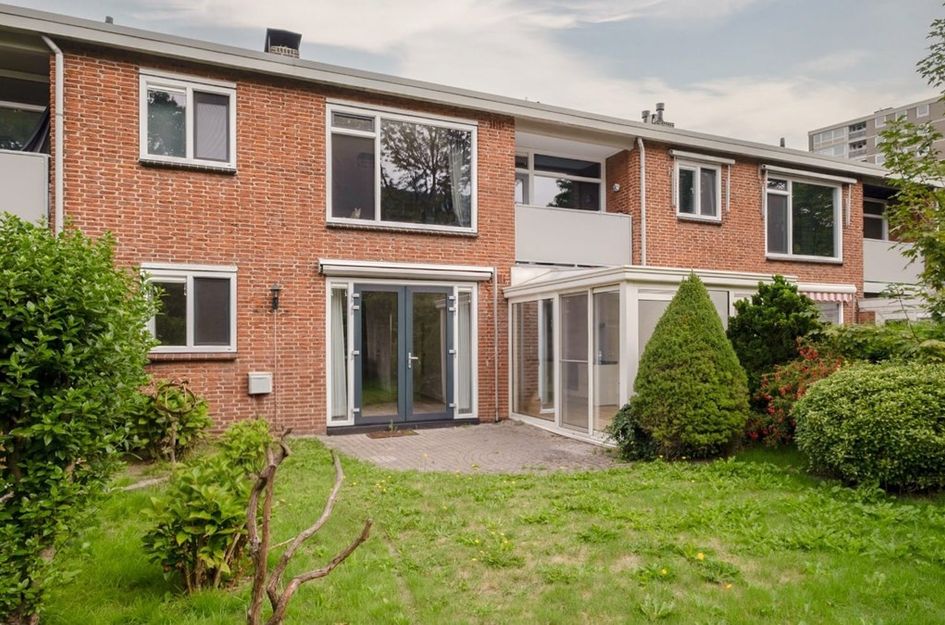 Dr. Van Damstraat 63