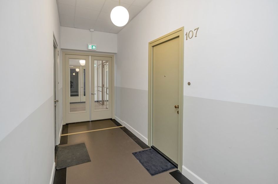 F.C. Dondersstraat 107