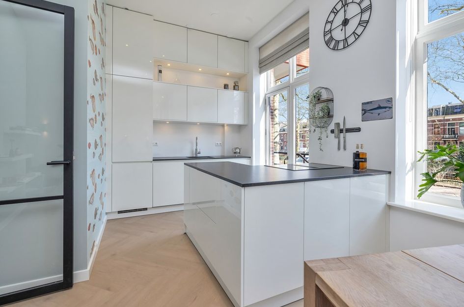 F.C. Dondersstraat 107