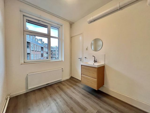 Admiraal de Ruyterweg 38C, Rotterdam