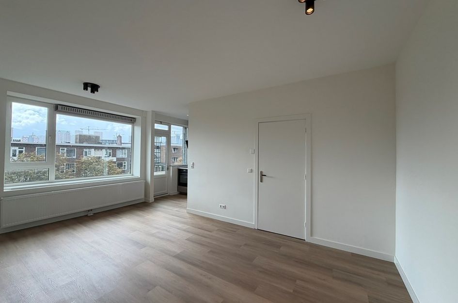 Admiraal de Ruyterweg 45E