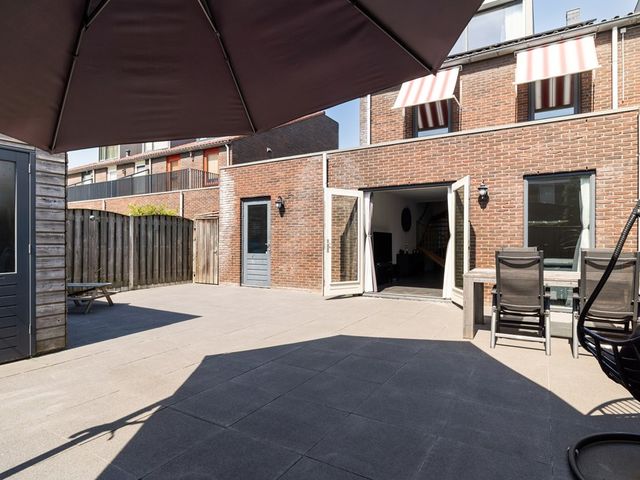 Piet Krollaan 37, 's-Gravenhage