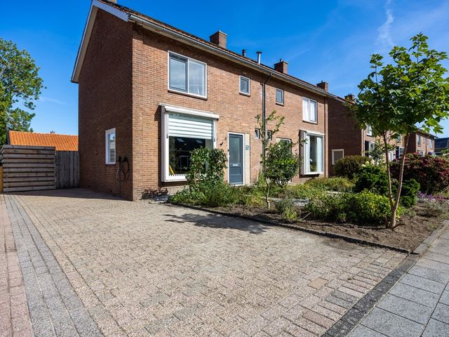 Molenstraat 27, Marum