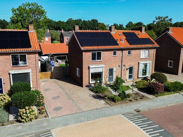 Molenstraat 27, Marum
