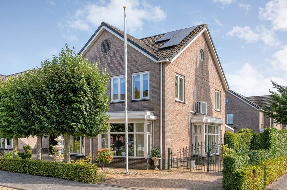 Van Laarstraat 2