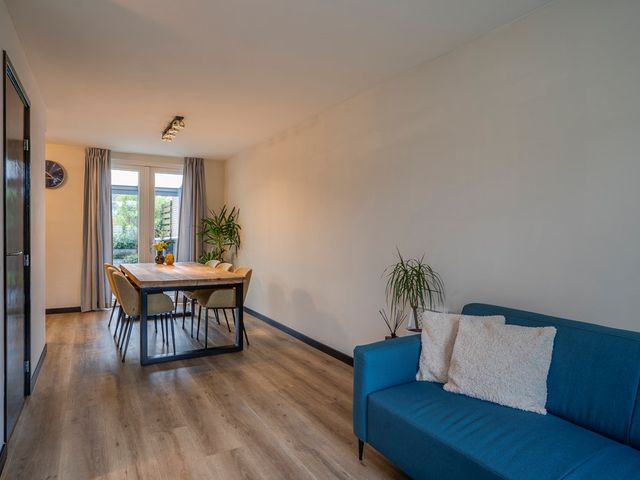 Glazuurstraat 5, Reuver