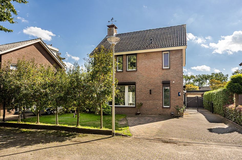 van de Veldeweg 85