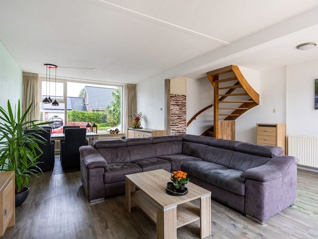 Laweistraat 33, De Wilp