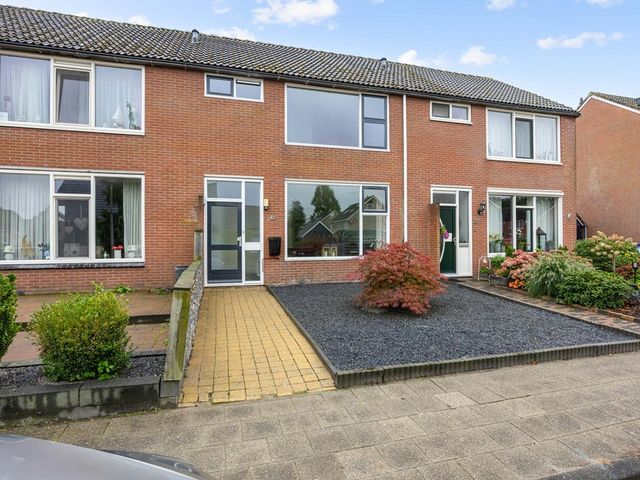 Laweistraat 33, De Wilp