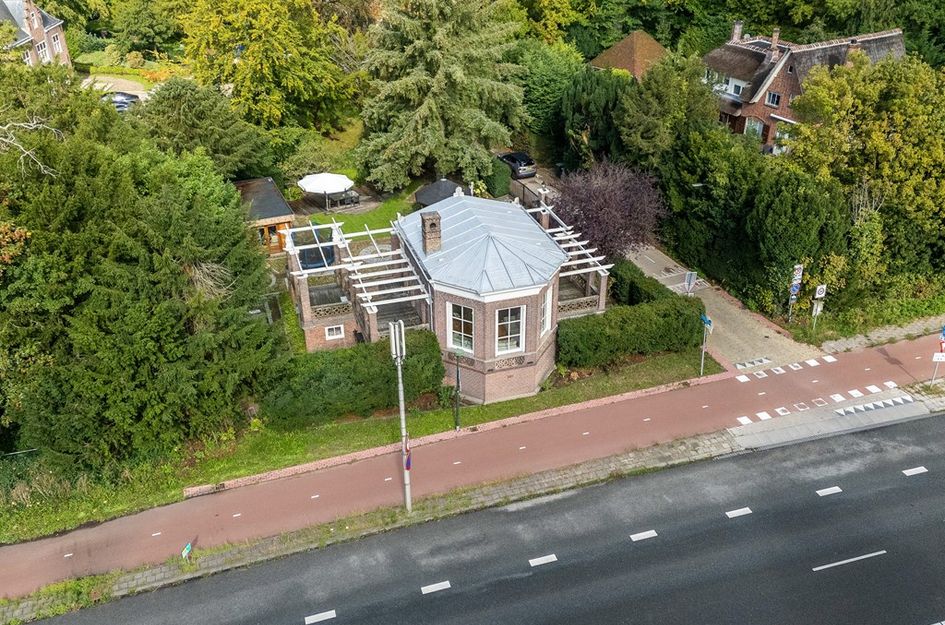 Raadhuislaan 1A