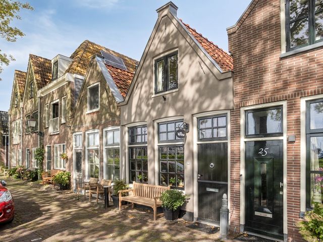 Achter op 't Zand 24, Hoorn