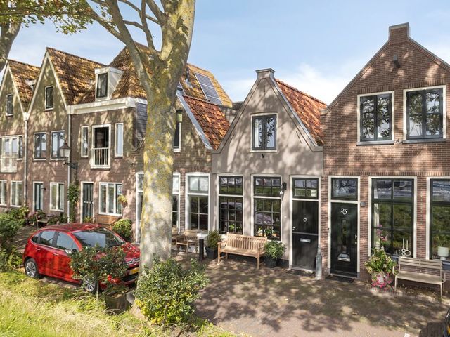 Achter op 't Zand 24, Hoorn