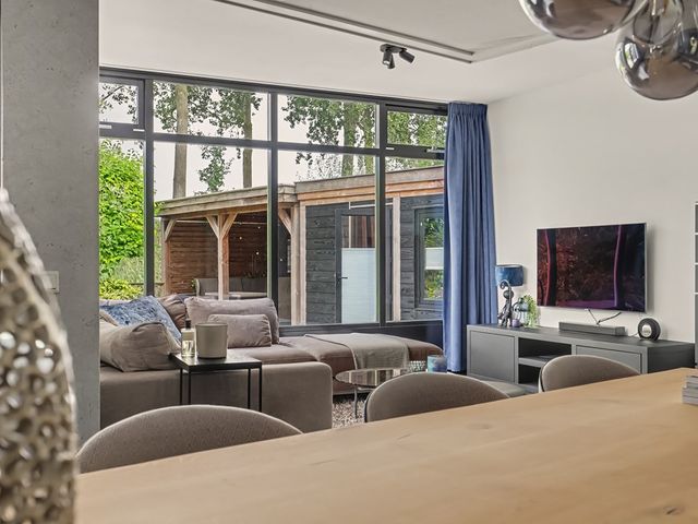 Dagpauwoog 7, 's-Gravendeel